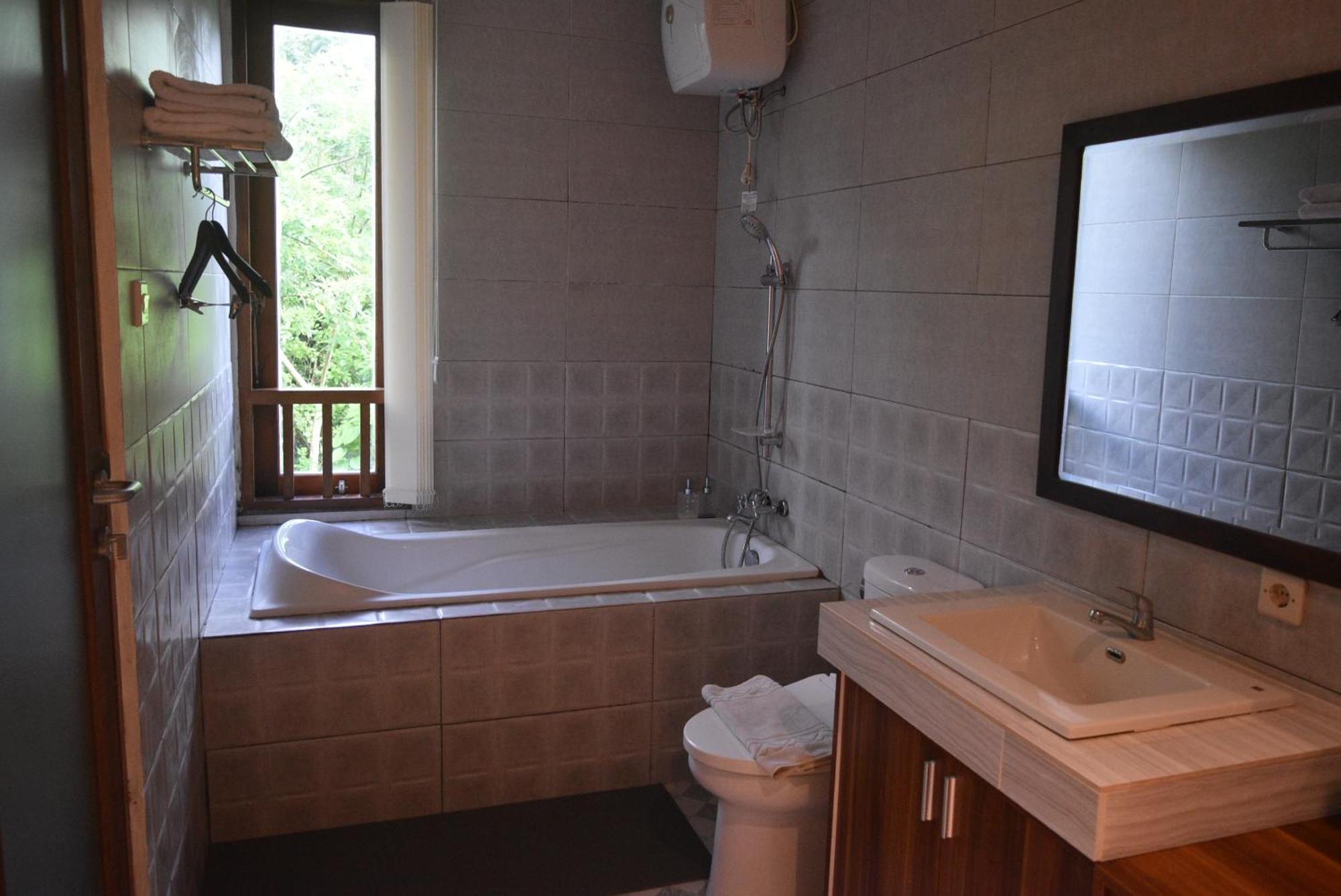 Ketut Joglo Guest House Nusa Dua  Exterior foto